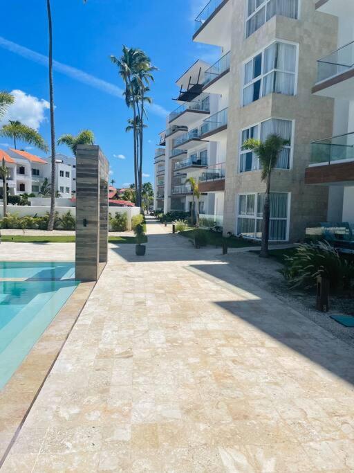 New Modern Boho In Corales
